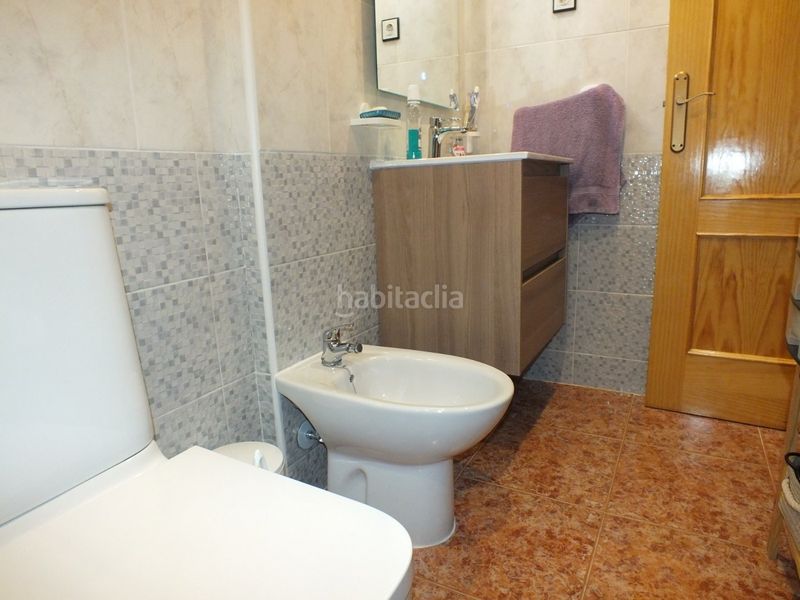 Foto 48cf8bb2-45eb-417d-983a-6991dff0fad1. Casa amb calefacció aparcament piscina a Monte Faro-Altomar II Santa Pola