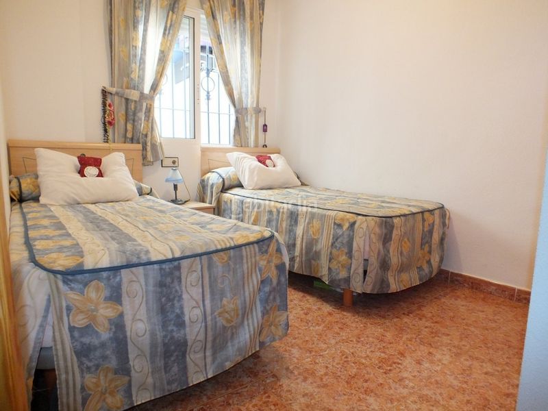 Foto 57edb652-373c-4463-9c14-5c6863294289. Casa amb calefacció aparcament piscina a Monte Faro-Altomar II Santa Pola