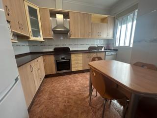 Maison jumelée  Calle perú. Planta baja en venta en barriada hispanoamérica