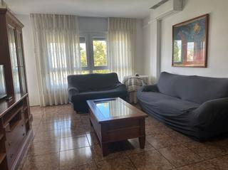 Lloguer Pis  Avenida de venecia. Piso en alquiler en polígono santa ana