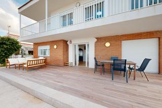 Location Chalet  Paseo marítimo de levante 7. Alquiler turístico en islas menores