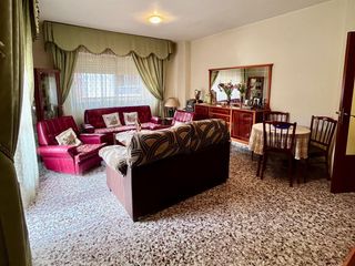 Pis  Calle san josé. Piso único en venta en los dolores