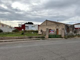Casa  Calle prez de ayala. Se vende terreno en santa ana