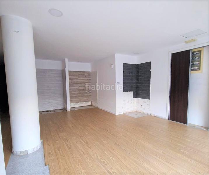 Foto cc34261a-6442-4742-a1b2-2eb7e70a3ec7. Local comercial a lluis companys a Parets del Vallès