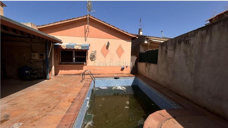 Foto dcb1b96e-a18a-4c01-8766-48bb19331c4a. Piccolo appartamento con parcheggio piscina in Parets del Vallès