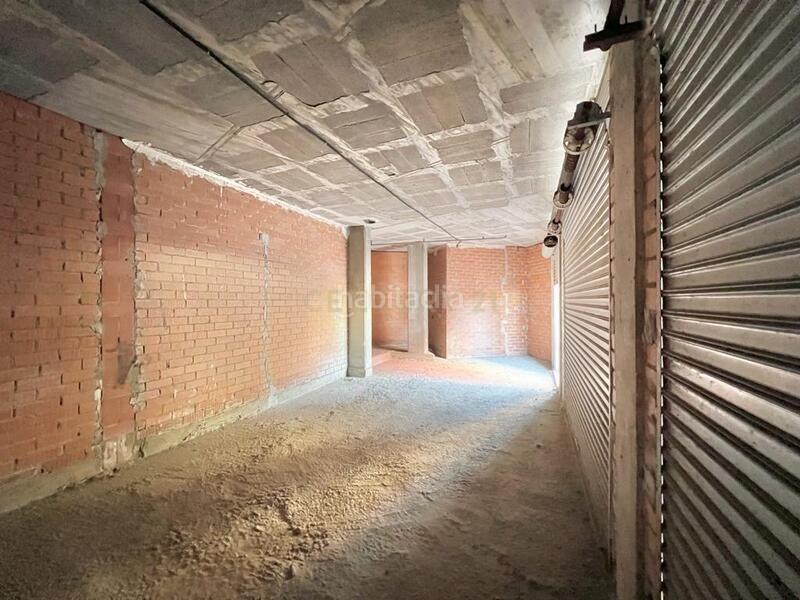 Foto 6233971f-8333-4857-b8d9-e87bd4bb6efc. Locale commerciale in napols 24 in Parc Central Barberà del Vallès