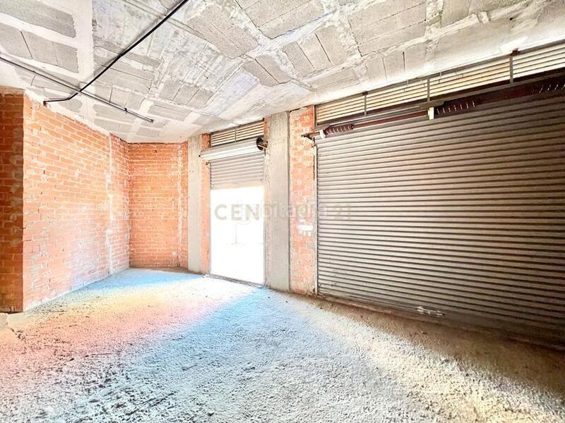 Foto 6c6f2b0c-54bc-4dfd-8b1a-ef4bcc0afc66. Locale commerciale in napols 24 in Parc Central Barberà del Vallès