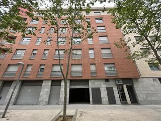 Local commercial à NAPOLS 24