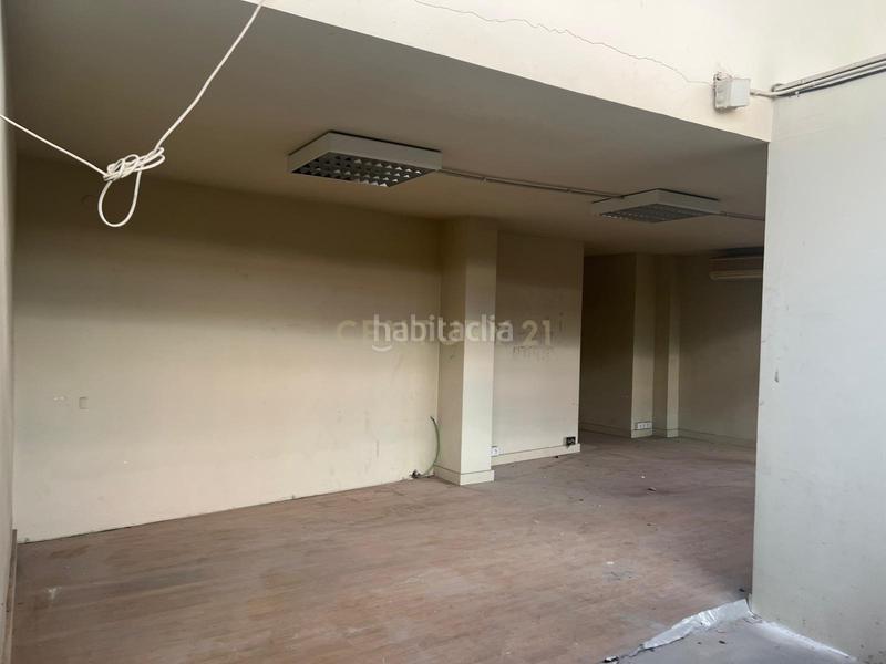 Foto 045576ef-95cd-4c63-8b08-9c514fa582b0. Local comercial a carmen 4 a Centre Mollet del Vallès