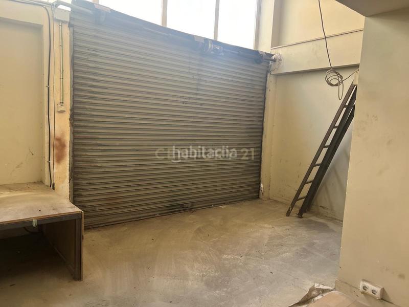 Foto 25c7fad8-9b05-4ca2-aebf-965479b198a0. Local comercial a carmen 4 a Centre Mollet del Vallès