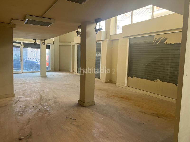 Foto 35b84f72-f615-4a72-a4cb-1237198e94b8. Local comercial a carmen 4 a Centre Mollet del Vallès