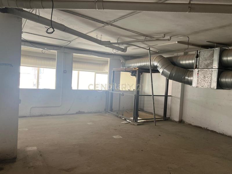 Foto 4fe6b3cf-ec67-4b32-a223-733f08bca50d. Local comercial a carmen 4 a Centre Mollet del Vallès