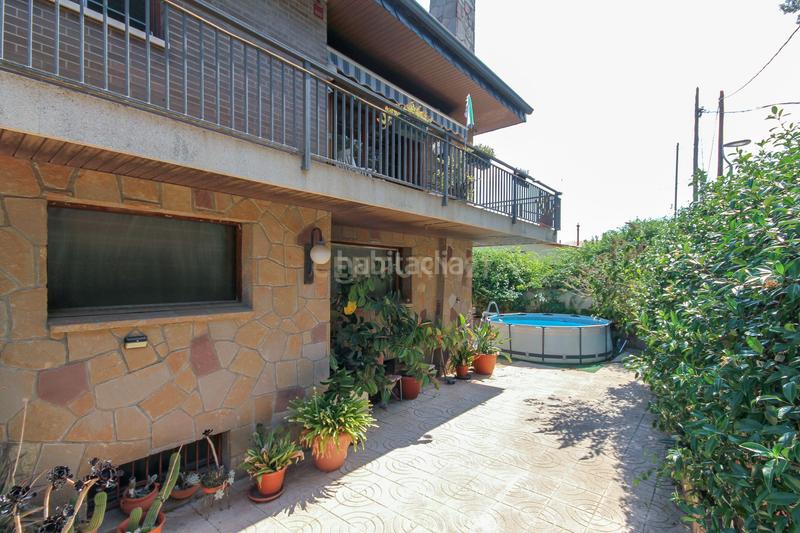 Foto 95645b33-783d-4304-9d46-5c058dfbda43. Casa en avinguda de la font casa independiente con gran jardín y dos viviendas ideal para dos familias en Cervelló