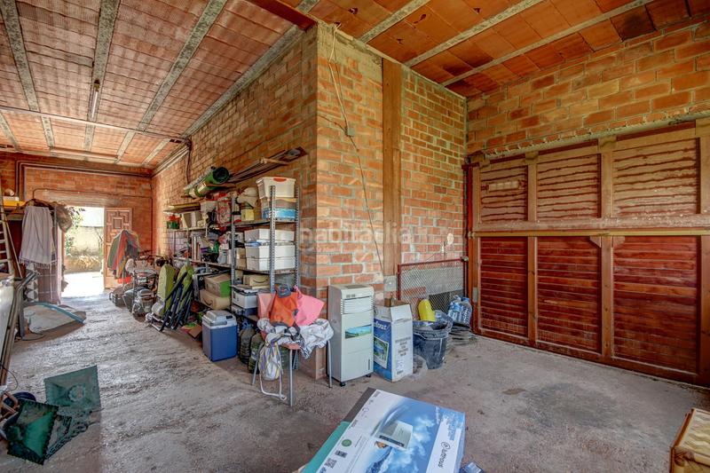 Foto a9522e04-084d-4d8d-b557-b213a5a7a7a2. Casa en avinguda de la font casa independiente con gran jardín y dos viviendas ideal para dos familias en Cervelló