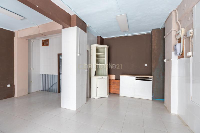 Foto 00feea6a-12dc-41fe-a2a0-b09123a52879. Local commercial dans avinguda primer de maig dans Llagosta (La)