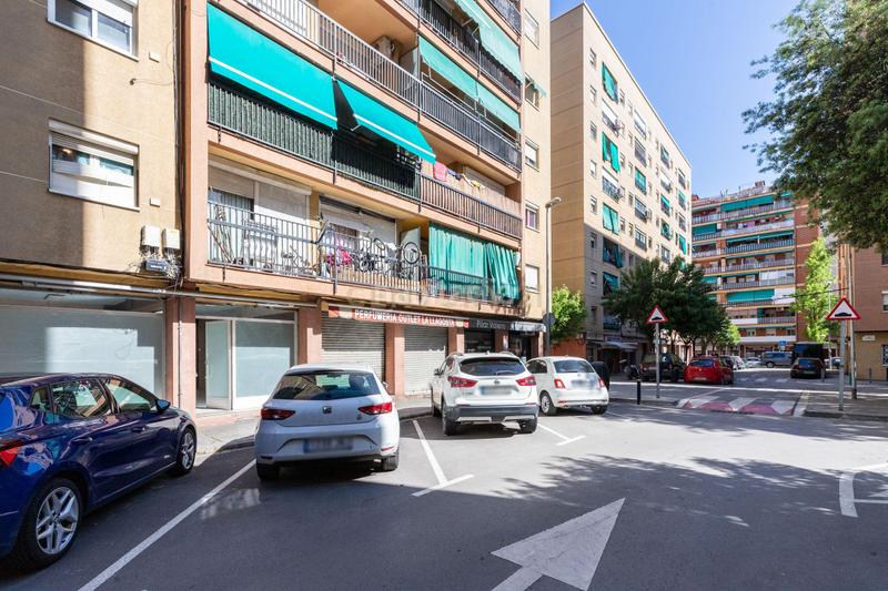 Foto 1cb21ac7-224a-4841-b7c0-89ef1280f5c9. Local commercial dans avinguda primer de maig dans Llagosta (La)