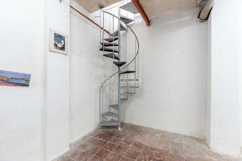 Foto 42735111-170a-40d3-ac1a-43cae81d85bd. Local commercial dans avinguda primer de maig dans Llagosta (La)