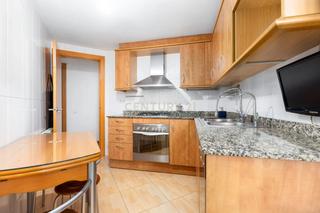 Zweistöckige Wohnung in Carrer de fra francesc eiximenis, 7, 08150 parets del vallès, ba. Vivienda con gran terraza en el centro de parets del vallès