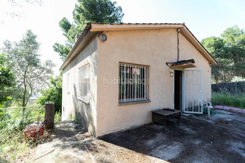 Foto ff8a7caa-ac11-405f-8858-7a471d9a6e2d. Casa in carrer sumoll in Gelida