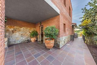 Haus  Carrer cedre, 9, lliçà de vall, spain 9. Exclusiva propiedad en venta en lliçà de vall  urbanización can