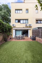 Haus in Carrer de la petanca, 13, rubí, spain 0. Casa esquinera exclusiva en can rosés con vistas únicas y todas