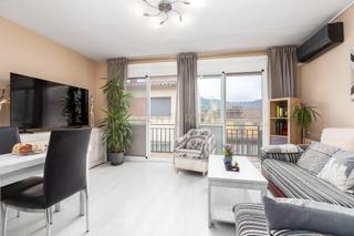 Apartament  Cl anselm clave 21llinars del valles (barcelona) 21. Piso reformado en el corazón de llinars del valles