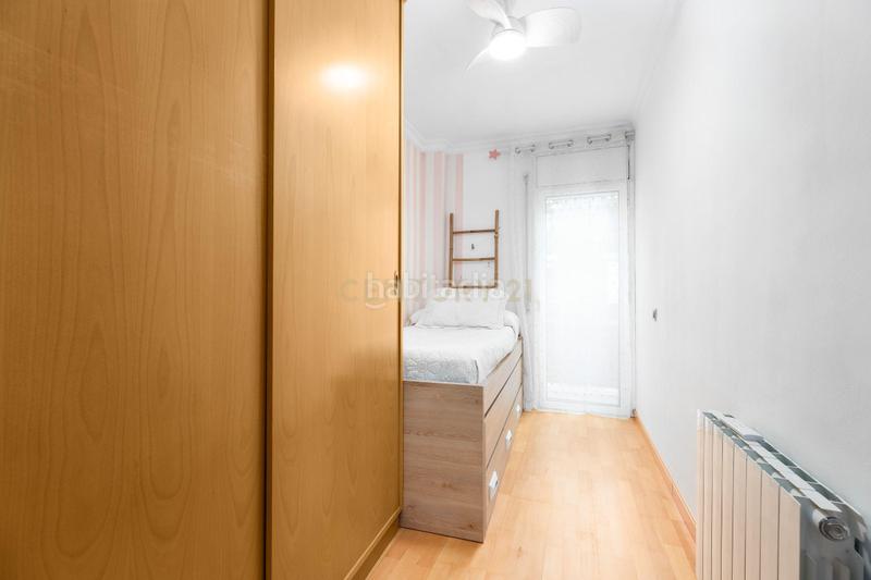 Foto a9c8cb97-e8cf-4502-b71f-ab04c8ad9b55. Dúplex a carrer sant isidre a Pallejà