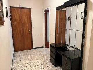 Appartement à Carrer de sant gaietà, 99, rubí, spain. Magnífico piso con gran terraza en el centro de rubí