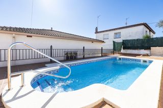 Haus in Carrer de capricorn, 4, olivella, spain 4. Vivienda en planta  casa en venta en olivella  entorno natural a
