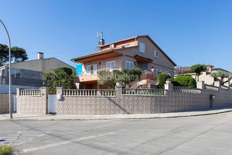 Foto a4577ced-7795-48b0-b53b-982cabd7617c. Casa a Lliçà de Vall