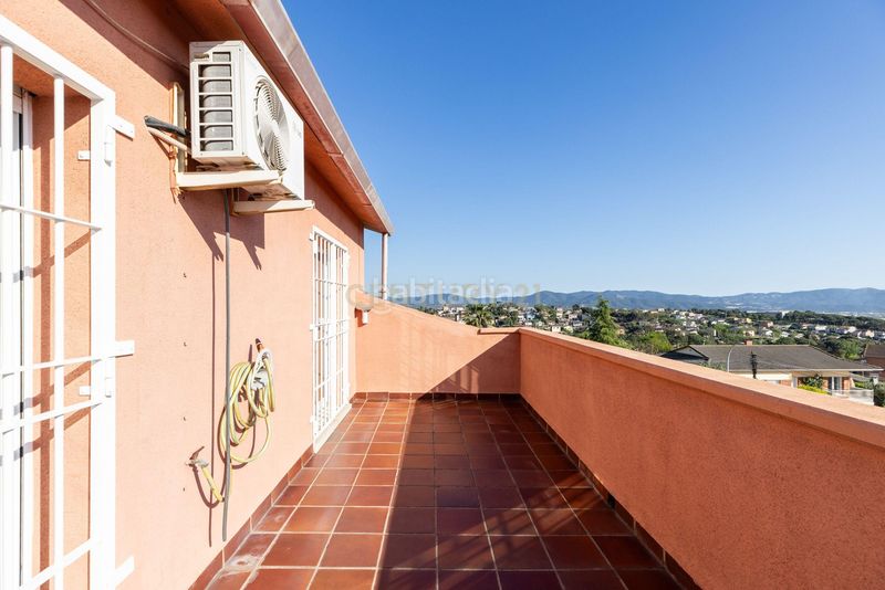 Foto c3cc5c87-382a-4b10-b434-1e3ba5bc3204. Casa a Lliçà de Vall