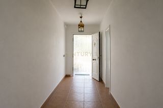Maison  Carrer quijote & carretera badalona-montcada, spain 114. Casa con gran jardín en montcada i reixac  se vende con inquilin