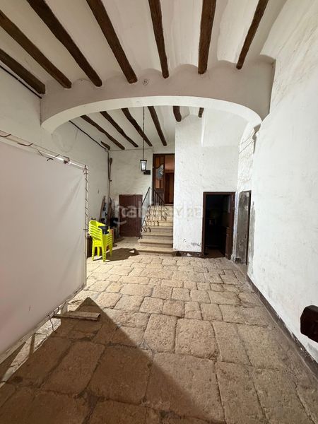 Foto bfb8d131-3c27-4d9b-8ac6-5e7f40b02c2e. Casa a carrer de la vall a Masllorenç