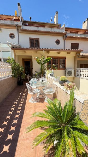 Foto d95039aa-b1e8-4a55-817b-976650716902. Casa adossada amb aparcament piscina a Santo Angel Murcia
