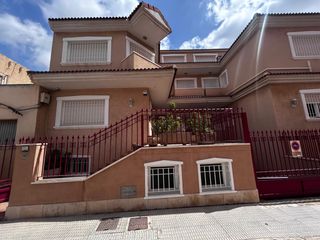 Casa adossada  Calle sagasta 17. Casa / chalet adosado en venta en sagasta - los dolores 30-b, ca