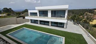 Casa a Terrafortuna - Puig Ventós. Casa moderna situada en puigventósvidreres