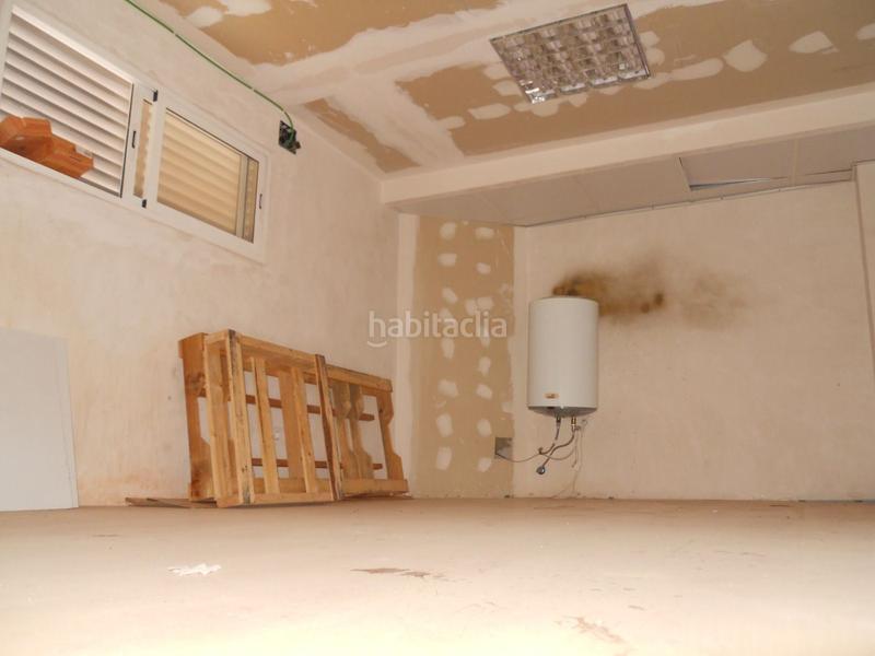 Foto 4f77c6f1-4848-4ccf-9537-598b2cd7716f. Business premise in Torrefiel Valencia