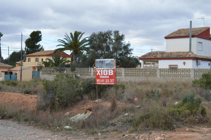 Foto c9a7700e-2be5-4594-8352-3c9253ffdb9a. Terrain résidentiel dans Los Pinares-La Masia Bétera