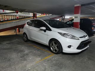 Aparcament cotxe a Ciutat Universitaria. Plaza de garaje en venta en zona universitaria  junto a blasco i
