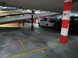 Aparcament cotxe a Ciutat Universitaria. Plaza de garaje en venta en zona universitaria  junto a blasco i
