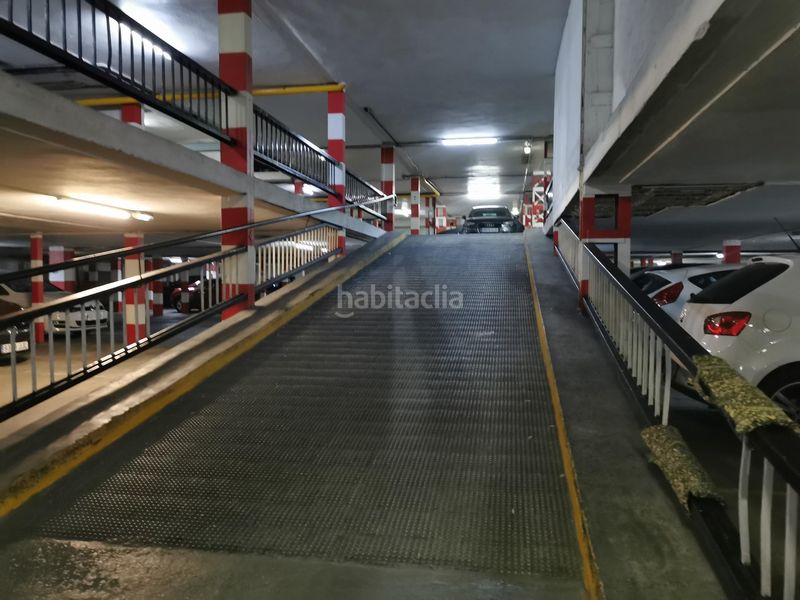Foto bea5a0dd-d00f-43e3-938b-605762289efc. Aparcament cotxe a Ciutat Universitaria Valencia