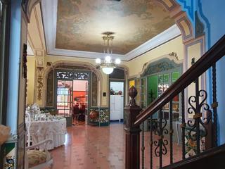 Xalet a Buñol. Espectacular villa histórica en el corazón de buñol  una joya de