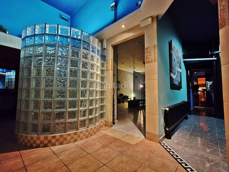 Foto dfb4b607-f257-471e-8ddc-f48d5448f8dd. Local comercial a Mont Olivet Valencia