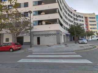 Local Comercial a La Punta. Venta local en esquina, zona en expansión
