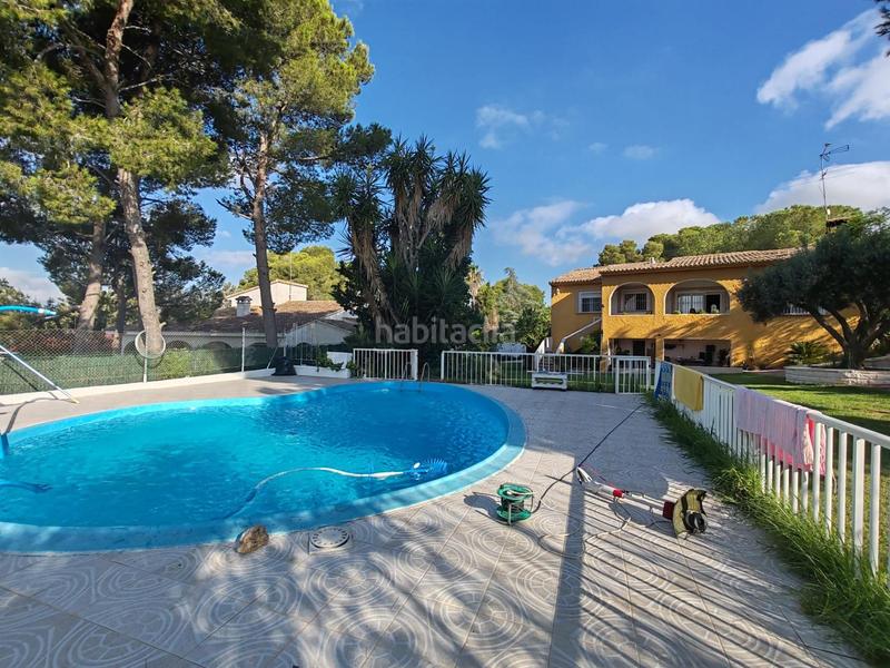 Foto 68b247de-6bb9-46fe-b31f-c653f236afec. Chalet mit heizung parking pool in Cumbres de Calicanto Torrent