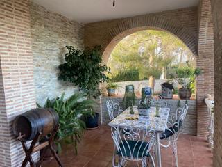 Chalet en Cumbres de Calicanto. Chalet independiente en cumbres de calicanto