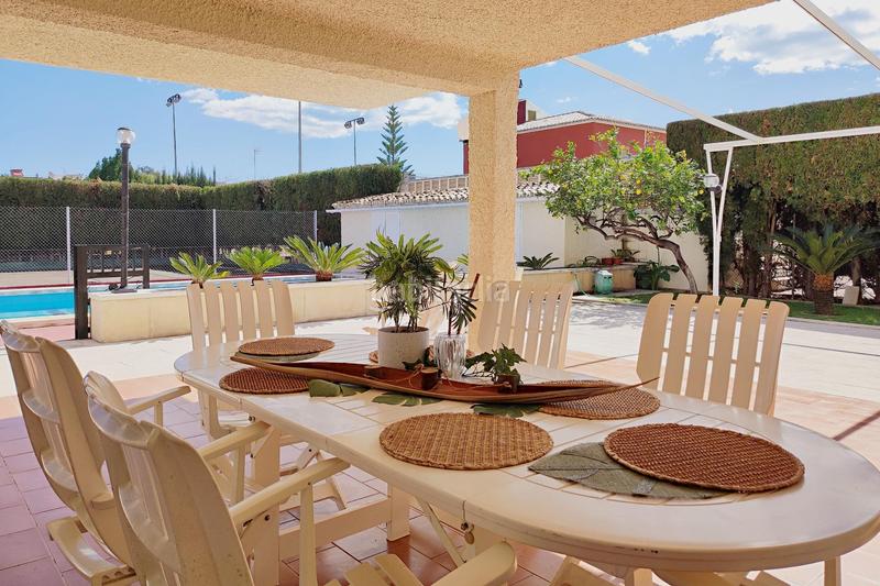 Foto 598e3595-e688-4293-be3c-b2922c0dfe61. Xalet amb calefacció aparcament piscina a Canet d´en Berenguer