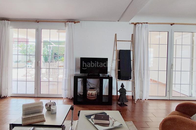 Foto b6fe1236-9103-42ea-a9cd-9476cd7e744c. Xalet amb calefacció aparcament piscina a Canet d´en Berenguer