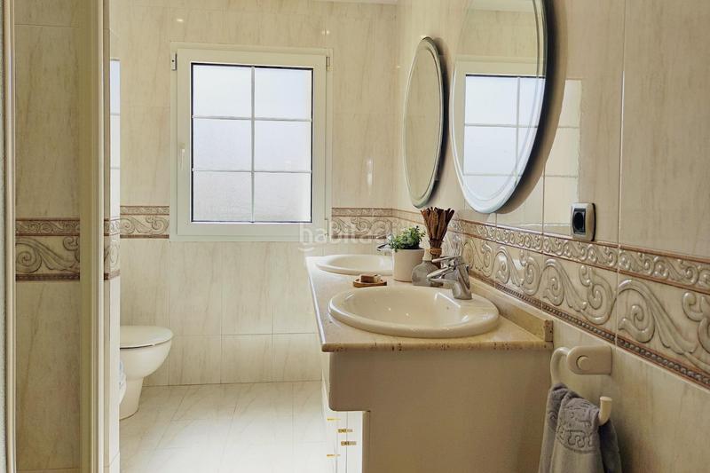 Foto f8fd1788-65f8-4011-81f7-6d229fc66077. Xalet amb calefacció aparcament piscina a Canet d´en Berenguer