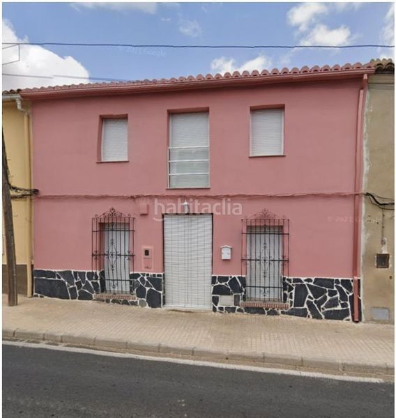 Foto 17ee43b3-4882-4051-a9e9-4b7c88ae683a. Casa amb calefacció aparcament a Requena